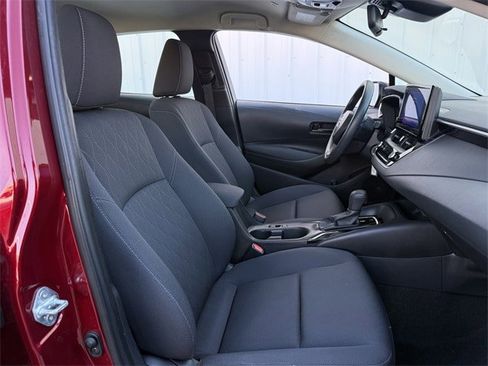 Used 2024 Toyota Corolla LE image 28