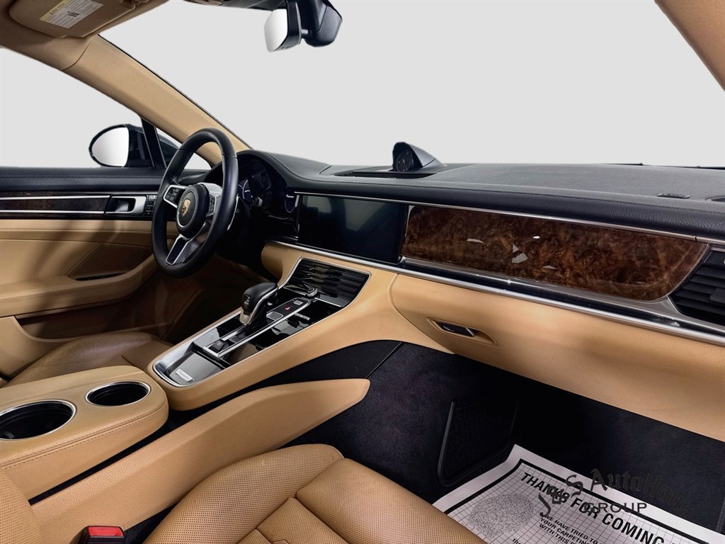Used 2018 Porsche Panamera 4 AWD/4WD image 37