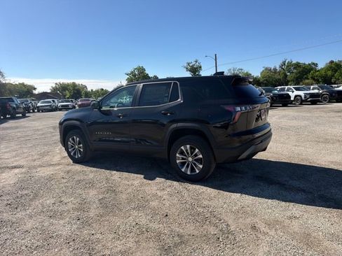 New 2026 Chevrolet Equinox LT w/ Convenience Package II FWD image 6