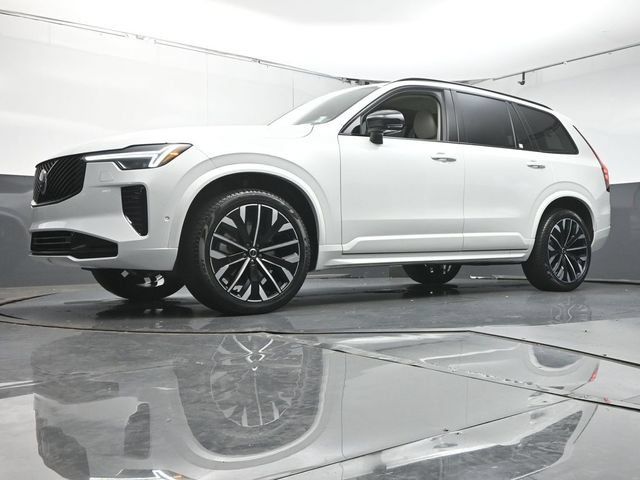 Certified 2026 Volvo XC90 B6 Ultra w/ Protection Package Premier AWD/4WD image 36