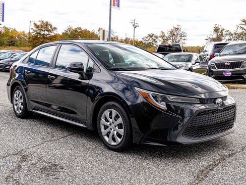 Used 2021 Toyota Corolla LE FWD image 8