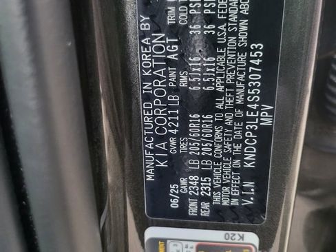 Used 2025 Kia Niro LX FWD image 4