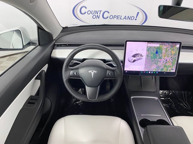 Used 2021 Tesla Model Y Long Range AWD/4WD image 16