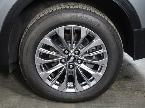 Used 2024 Cadillac XT4 Premium Luxury AWD/4WD image 44