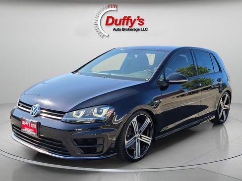 Used 2016 Volkswagen Golf R 4-Door AWD/4WD image 16