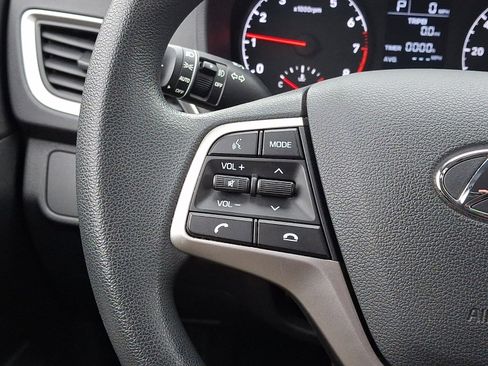 Used 2020 Hyundai Accent SEL image 21