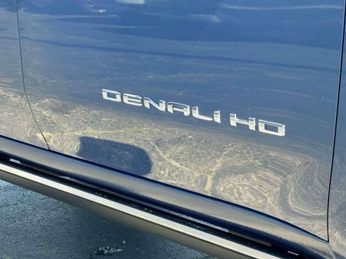 Used 2025 GMC Sierra 3500 Denali Ultimate AWD/4WD image 6