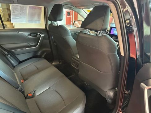 Certified 2024 Toyota RAV4 LE AWD/4WD image 15