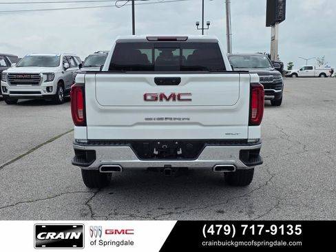 Used 2023 GMC Sierra 1500 SLT w/ SLT Premium Plus Package AWD/4WD image 6