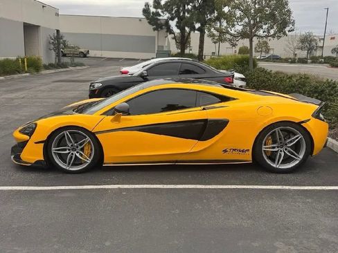 Used 2017 McLaren 570S Coupe image 2
