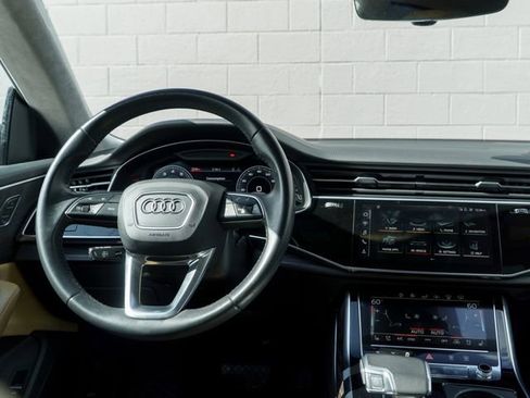 Used 2020 Audi Q8 Prestige w/ Prestige Package image 22