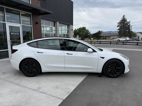 Used 2021 Tesla Model 3 Long Range AWD/4WD image 9