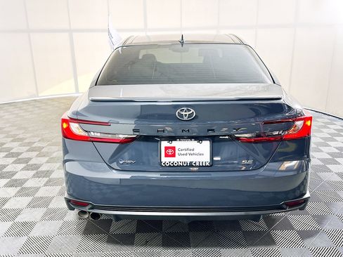 Certified 2025 Toyota Camry SE FWD image 4