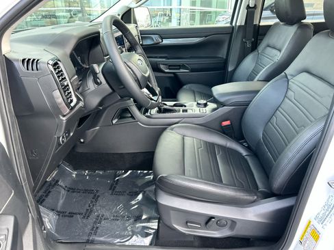 New 2025 Ford Ranger Lariat w/ FX4 Off-Road Package image 27