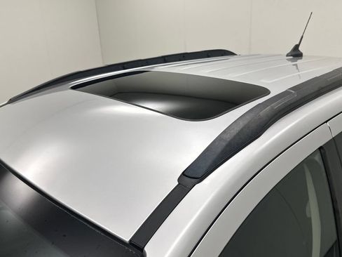 Used 2019 Ford EcoSport SE FWD image 12
