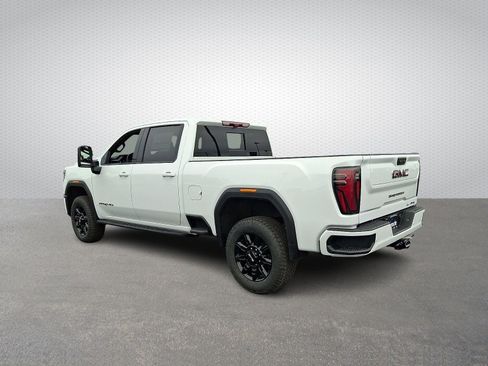 New 2026 GMC Sierra 2500 AT4 w/ AT4 Premium Plus Package image 3