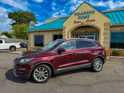Used 2017 Lincoln MKC Select w/ Select Plus Package FWD image 26