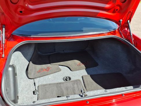 Used 2004 Chevrolet Monte Carlo SS w/ Dale Earnhardt Jr. Package image 12