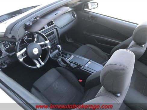 Used 2014 Ford Mustang Convertible RWD image 25