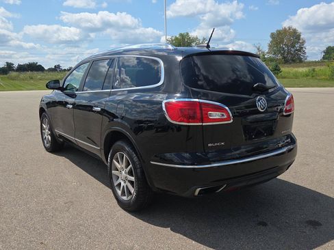 Used 2017 Buick Enclave Convenience FWD image 3