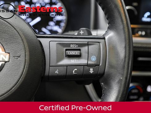 Used 2023 Nissan Rogue SL w/ SL Premium Package image 19