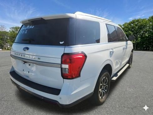 Used 2023 Ford Expedition XLT AWD/4WD image 8