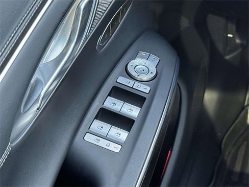 Used 2023 Genesis GV70 2.5T Sport Prestige w/ Sport Prestige Package image 23