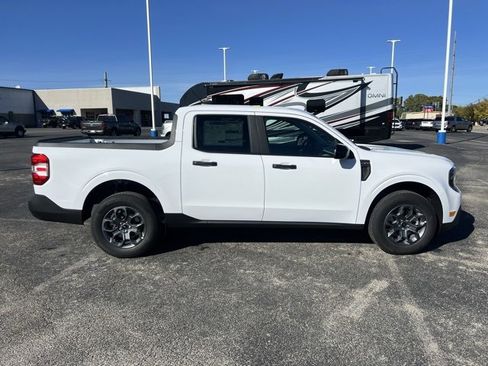 New 2025 Ford Maverick XLT w/ XLT Luxury Package image 7