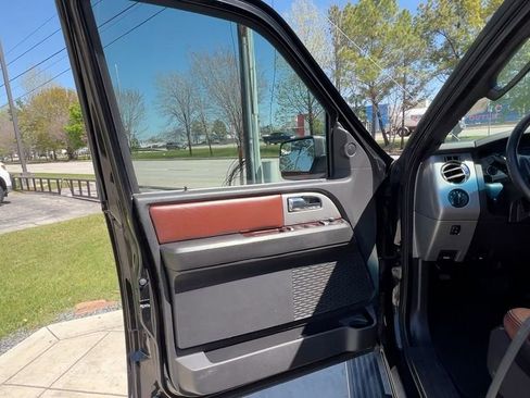 Used 2014 Ford Expedition King Ranch image 35