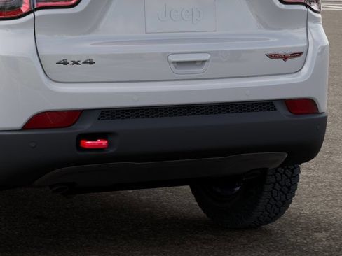 New 2026 Jeep Compass Trailhawk AWD/4WD image 13