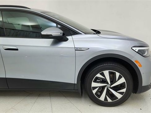 Used 2023 Volkswagen ID.4 Pro image 7