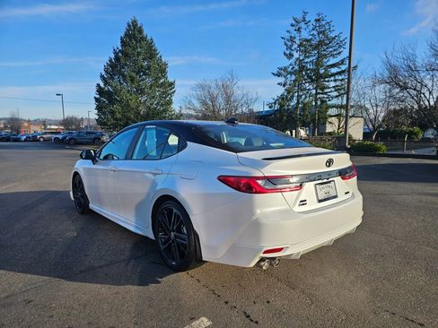 Used 2025 Toyota Camry XSE w/ Premium Package image 5