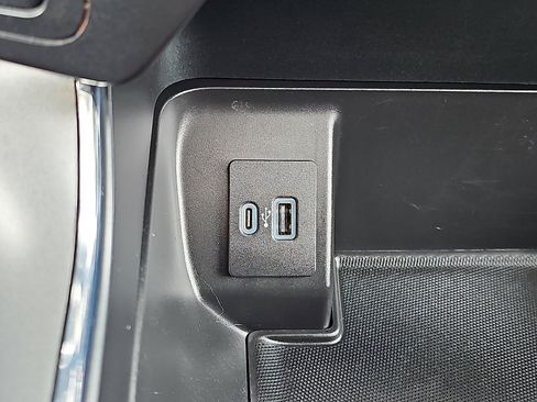 Used 2021 Ford F150 XLT w/ Equipment Group 302A High image 25