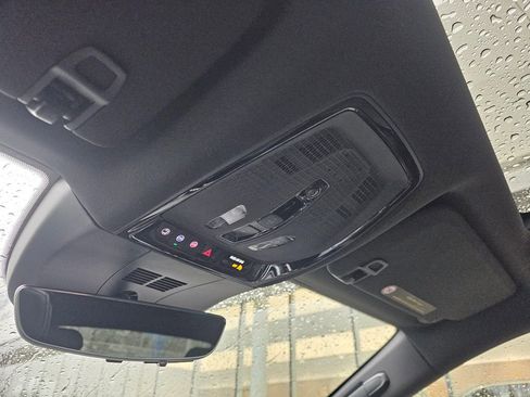 New 2026 Cadillac Lyriq Signature Luxury image 30