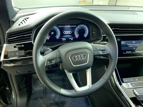 Used 2025 Audi Q8 Premium Plus w/ Premium Plus Package image 13