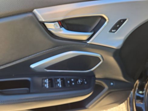 Used 2021 Acura RDX FWD image 11