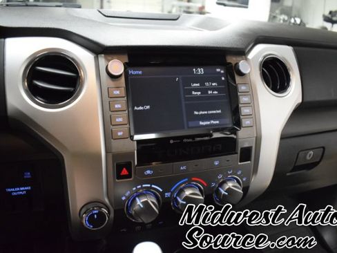 Used 2021 Toyota Tundra SR5 w/ SR5 Upgrade Package AWD/4WD image 22