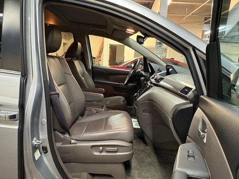 Used 2016 Honda Odyssey EX-L image 19