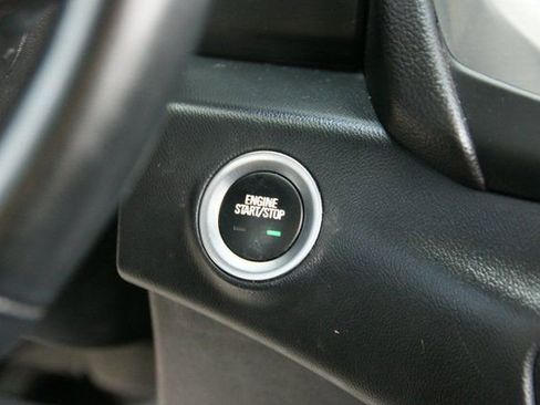 Used 2023 GMC Terrain SLT FWD image 17