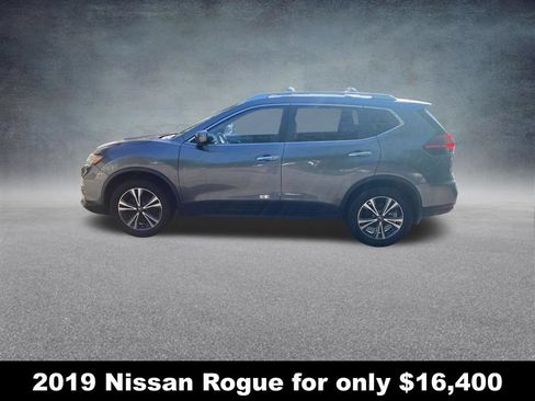 Used 2019 Nissan Rogue SV w/ Sun & Sound Touring Package AWD/4WD image 2