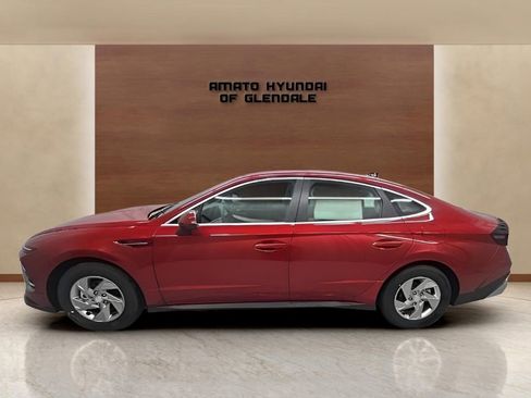 New 2026 Hyundai Sonata SE FWD image 3