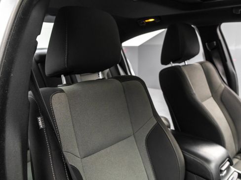 Used 2015 Dodge Charger SXT image 41