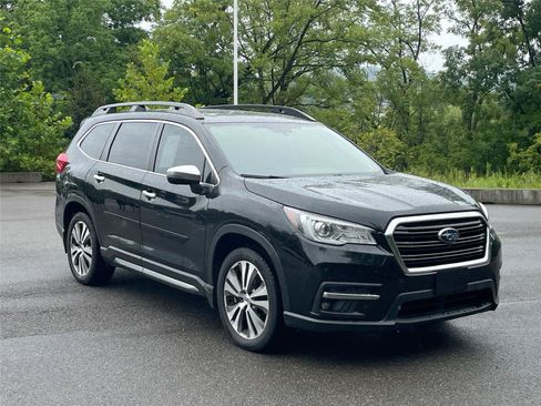 Used 2021 Subaru Ascent Touring w/ Popular Package #2 AWD/4WD image 5