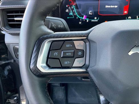 Used 2024 Ford Mustang Coupe image 39