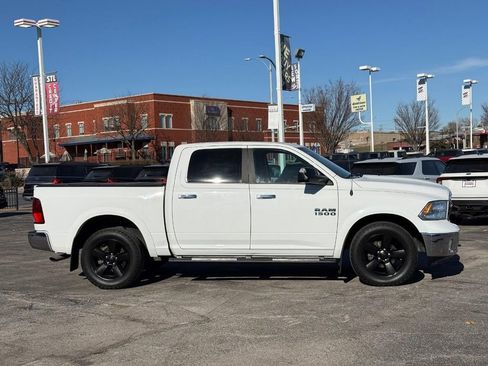 Used 2018 RAM 1500 SLT image 5