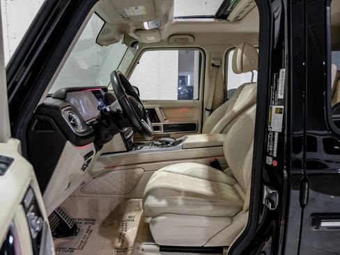 Used 2019 Mercedes-Benz G 550 image 7