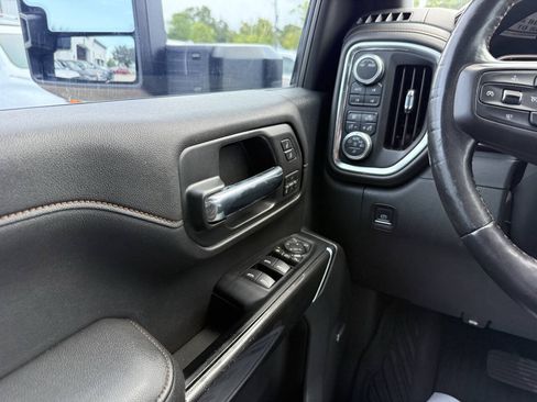 Used 2020 GMC Sierra 2500 AT4 w/ AT4 Premium Package AWD/4WD image 31