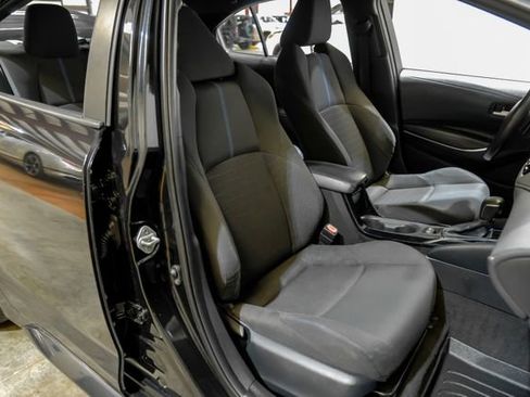 Used 2021 Toyota Corolla SE image 40