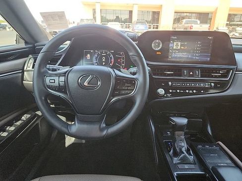 Used 2022 Lexus ES 350 w/ Accessory Package FWD image 11