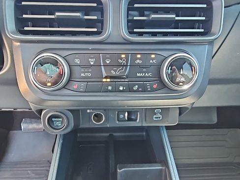 Used 2023 Ford Maverick Lariat w/ Lariat Luxury Package image 25